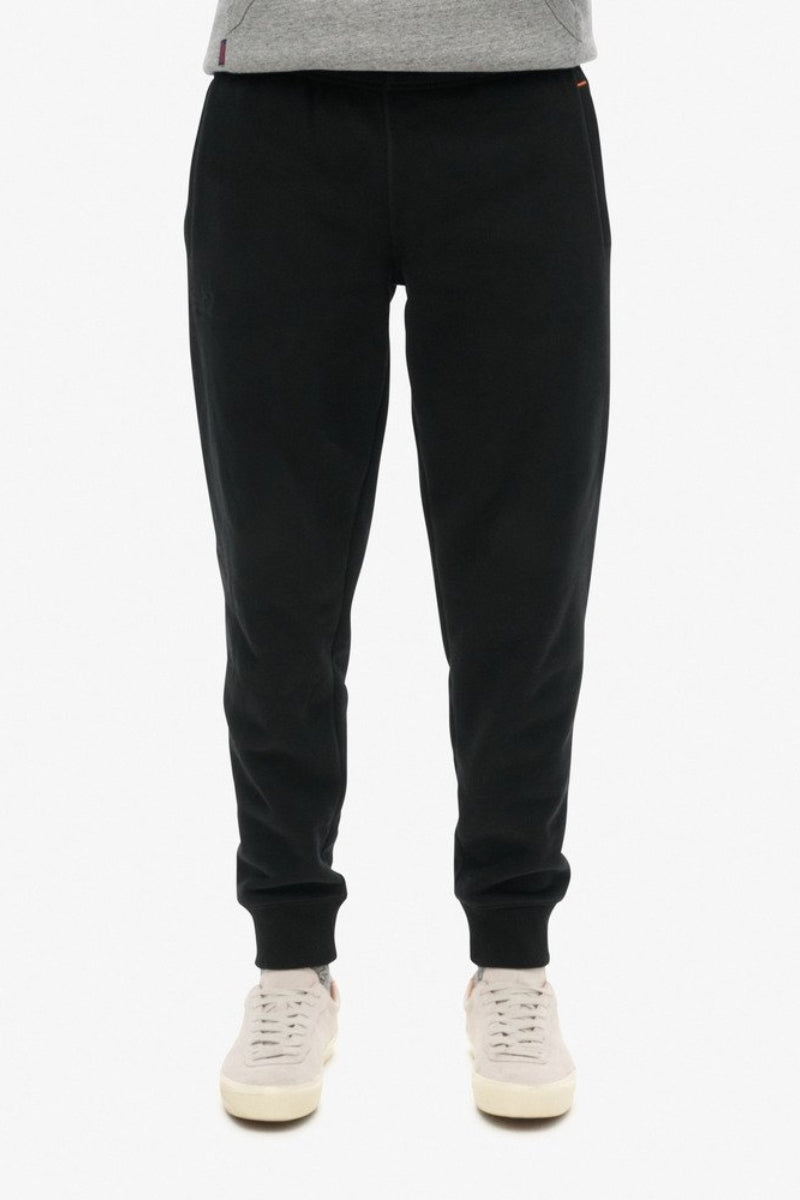 ESSENTIAL LOGO JOGGER