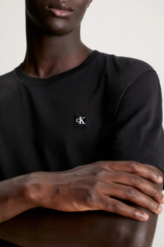 CK EMBRO BADGE TEE