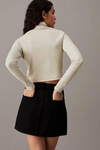 Load image into Gallery viewer, WOVEN LABEL RIB ROLLNECK