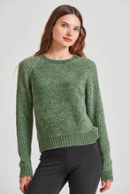 Load image into Gallery viewer, KNITTED TOP NECK