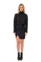 Load image into Gallery viewer, KNITTED LUREX TURTLENECK