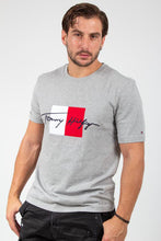 Load image into Gallery viewer, BOX SIGNATURE RELAXED FIT TEE