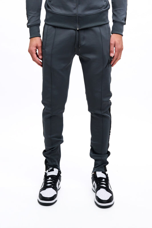 CORE TRACKPANTS