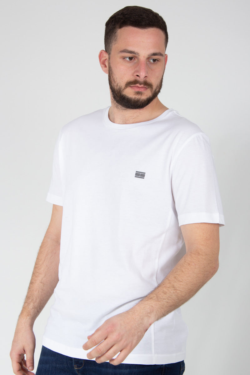 MODERN ESSENTIALS PANELED TEE