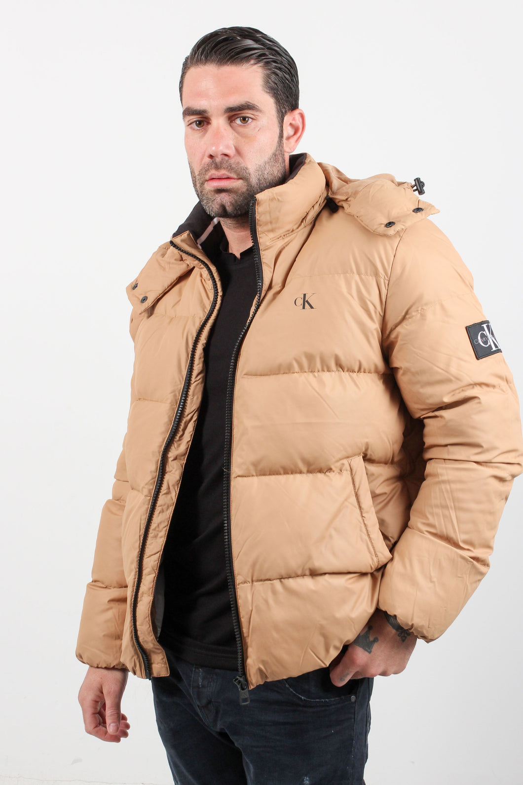 ESSENTIALS DOWN JACKET