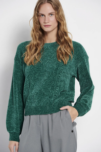 KNITTED TOP WITH NECK