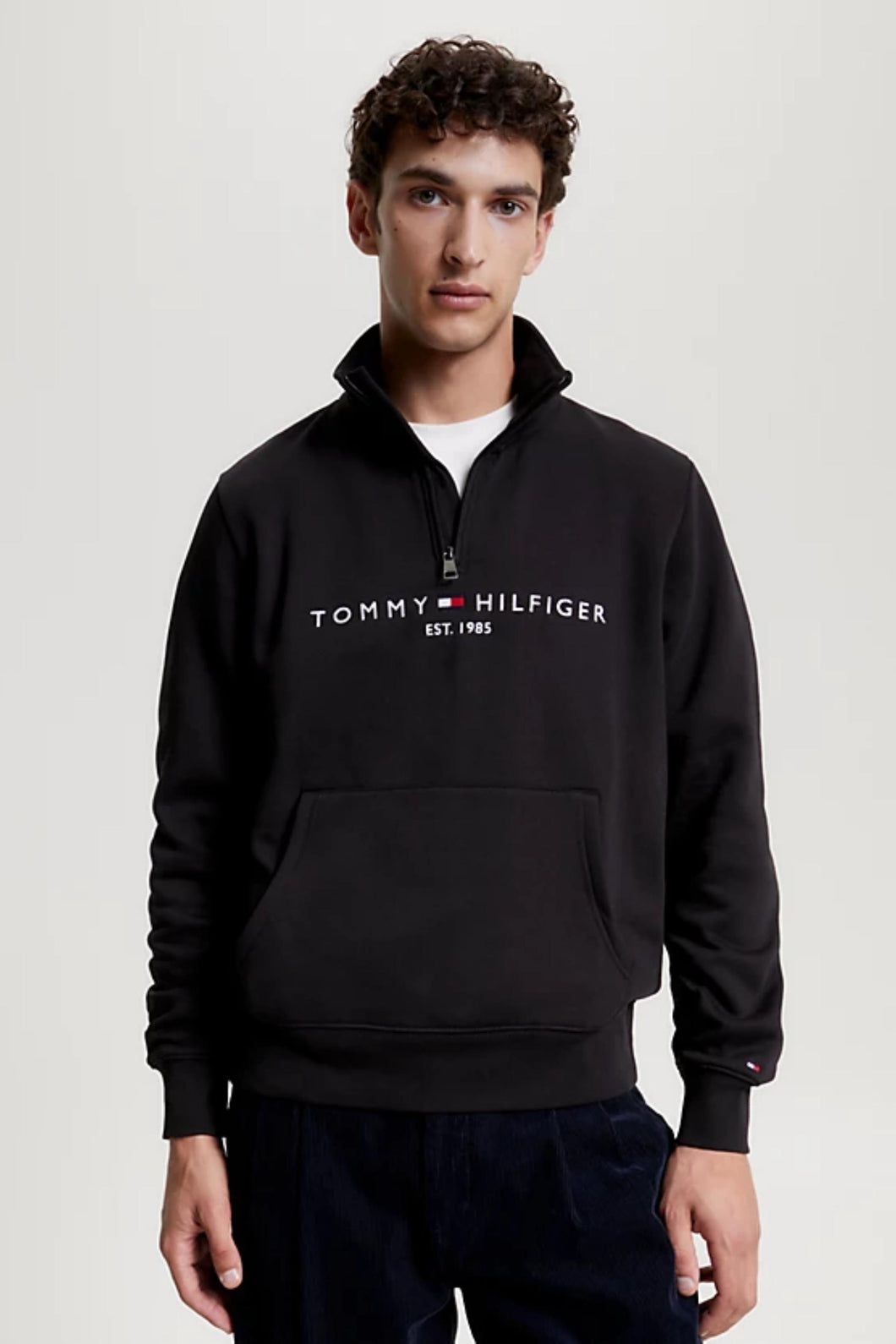 TOMMY LOGO MOCKNECK