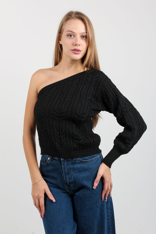 KNITTED TOP